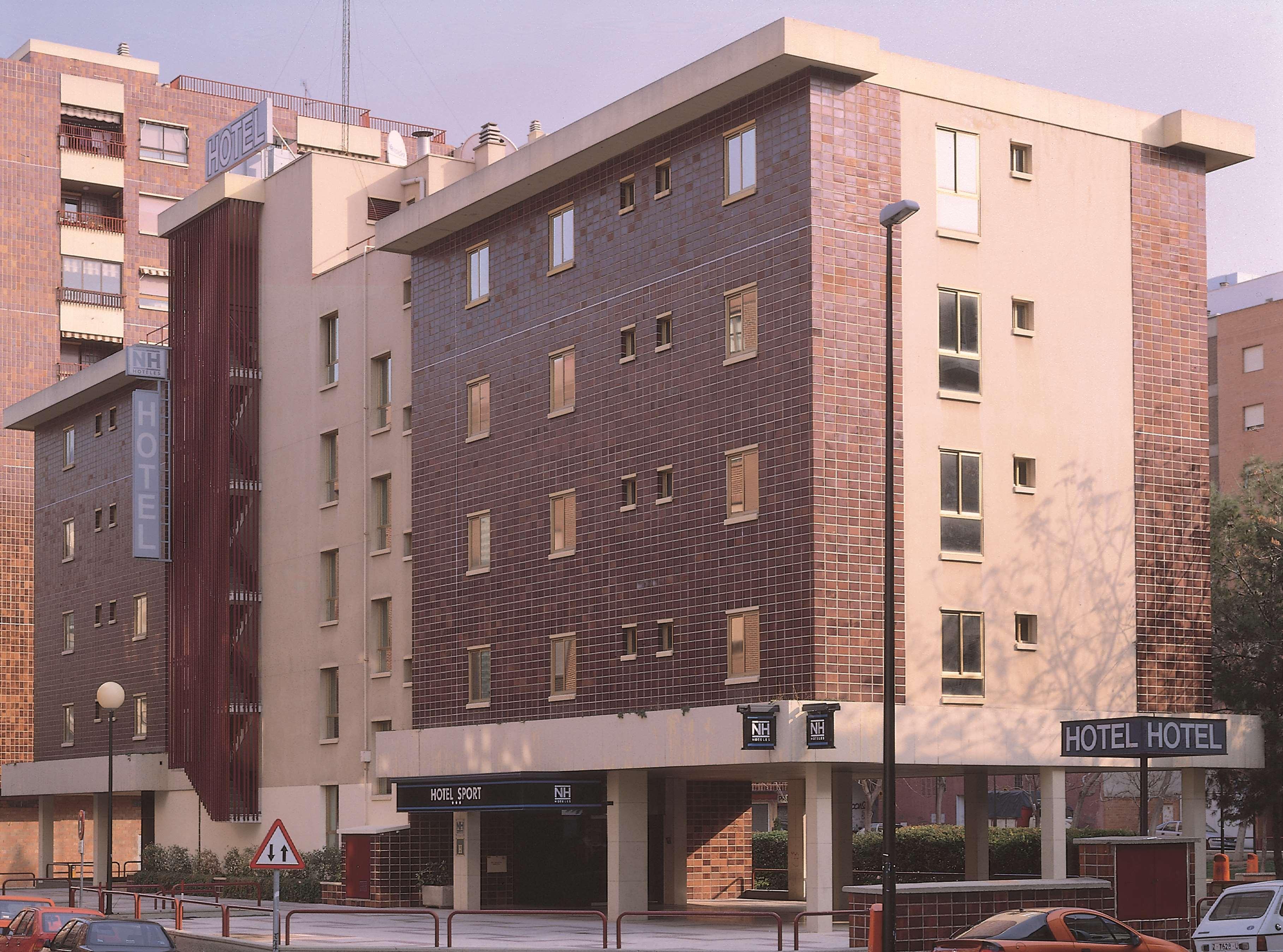 Nh Sport Saragoça Exterior foto